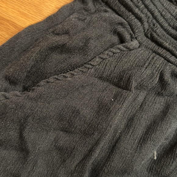 Shorts - Picture 4 of 4